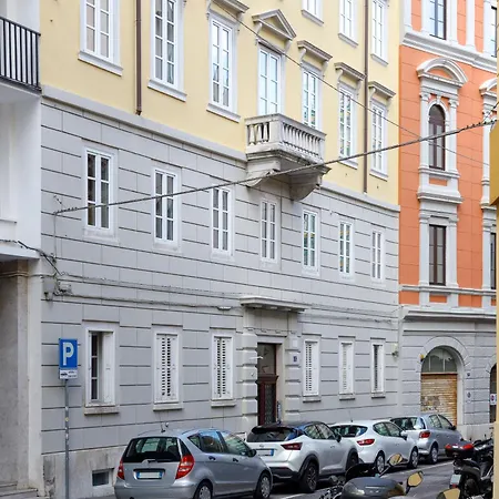 Everyday Comfort In Apartment *